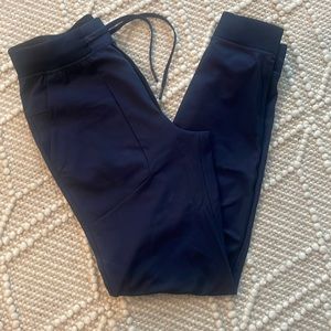 Mens XS On The Move navy joggers nwot 2022